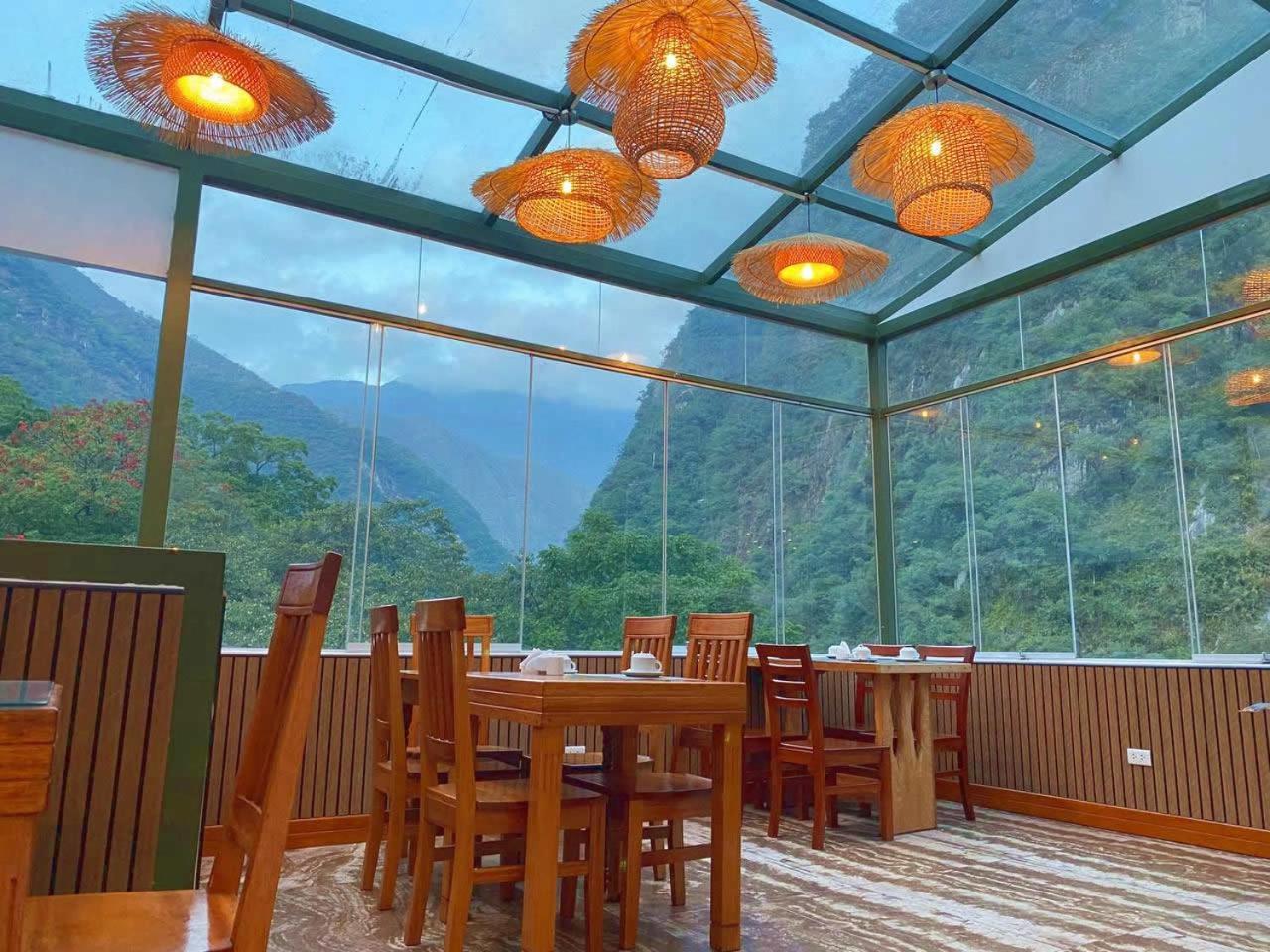 Hotel Qoya Palace - Machupicchu Buitenkant foto